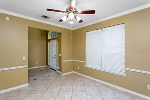 9818 Mossy Tree Ln, Houston, TX 77064 - Photo 4