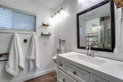 8503 Manhattan Drive, Houston, TX 77096 - Photo 32
