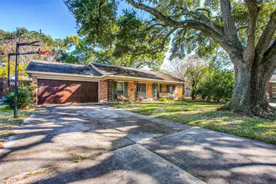 8503 Manhattan Drive, Houston, TX 77096 - Photo 1