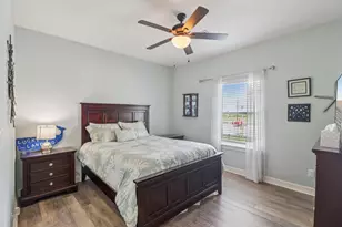 989 Meynig Dr, Crystal Beach, TX 77650 - Photo 14