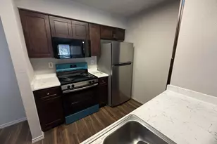 10001 Westpark Dr, Houston, TX 77042 - Photo 10