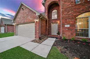 28826 Hidden Cove Dr, Magnolia, TX 77354 - Photo 2