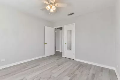 624 15th Avenue N, Texas City, TX 77590 - Photo 18