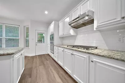 15 Petalcup Place, The Woodlands, TX 77381 - Photo 26