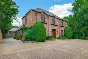 2030 Southgate Blvd, Houston, TX 77030 - Photo 6
