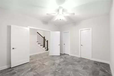 849 Fisher Street #D, Houston, TX 77018 - Photo 6