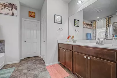 16534 Twinwalker Drive, Houston, TX 77049 - Photo 12