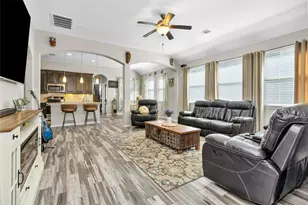409 Billingsgate Chase, Conroe, TX 77304 - Photo 6