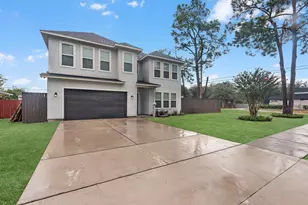 1902 Stillwood Dr, Houston, TX 77080 - Photo 2