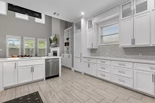 1902 Stillwood Dr, Houston, TX 77080 - Photo 14