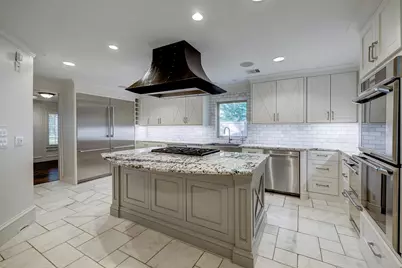 14123 Carolcrest Circle, Houston, TX 77079 - Photo 18