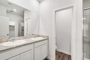 16909 Needlepoint Dr, Conroe, TX 77304 - Photo 10