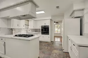 5735 Wigton Dr, Houston, TX 77096 - Photo 4