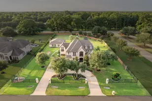 4502 Southhampton Ct, Missouri City, TX 77459 - Photo 4