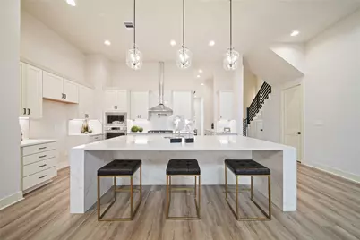 7407 Janak Drive, Houston, TX 77055 - Photo 14