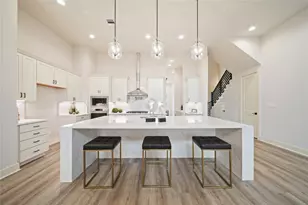 7407 Janak Dr, Houston, TX 77055 - Photo 14