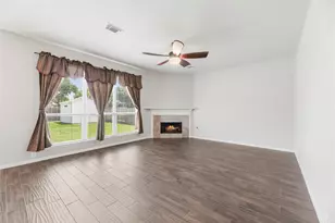 1242 Deerbrook Dr, Sugar Land, TX 77479 - Photo 18