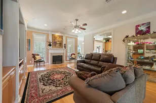 310 Sapphire Dr, College Station, TX 77845 - Photo 4