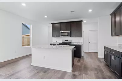 423 Ruby Ford Drive, Baytown, TX 77523 - Photo 6