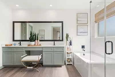 2322 Poseidon Street, League City, TX 77573 - Photo 2