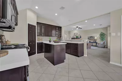 8506 Hunters Village Drive, Humble, TX 77346 - Photo 10