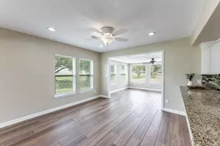 280 Crestmont St, Point Blank, TX 77364 - Photo 8