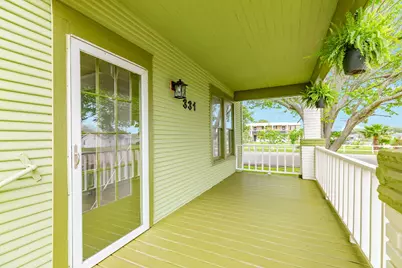 331 W Broad Street, Freeport, TX 77541 - Photo 4