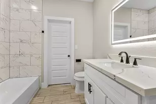 1409 N Ave S, Freeport, TX 77541 - Photo 20