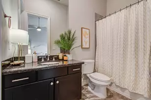 11123 Olympia Dr, Houston, TX 77042 - Photo 10