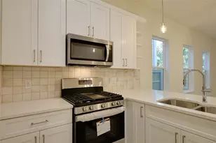 955 Ringold St, Houston, TX 77088 - Photo 12