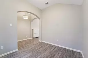 6715 Lilacbrook Ct, Spring, TX 77379 - Photo 16