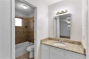 1703 Packsaddle Ln, Baytown, TX 77521 - Photo 24