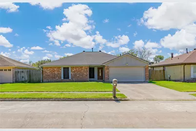 1703 Packsaddle Lane, Baytown, TX 77521 - Photo 1