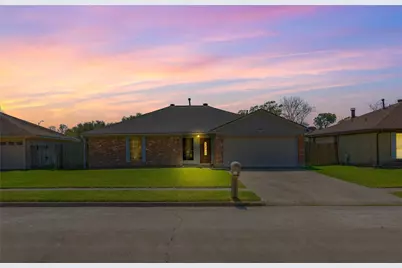 1703 Packsaddle Lane, Baytown, TX 77521 - Photo 2