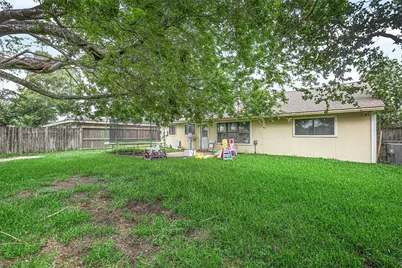 9838 Rocky Hollow Road, La Porte, TX 77571 - Photo 18
