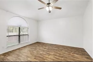 8022 N Tarrytown Crossing Dr, Conroe, TX 77304 - Photo 22