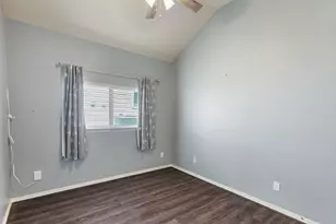 8022 N Tarrytown Crossing Dr, Conroe, TX 77304 - Photo 32
