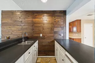 1306 S Kirkwood Rd, Houston, TX 77077 - Photo 10