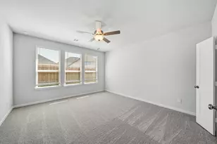 15218 Black Scoter Ct, Magnolia, TX 77354 - Photo 4