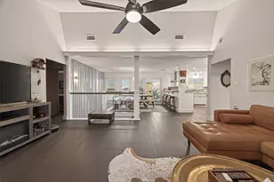 9 N White Heron Dr, La Marque, TX 77568 - Photo 10