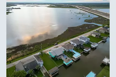 9 N White Heron Drive, La Marque, TX 77568 - Photo 46