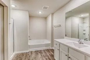 8219 Blooming Meadow Ln, Houston, TX 77016 - Photo 12