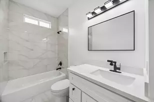 428 Neyland St, Houston, TX 77022 - Photo 16