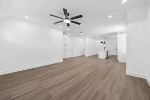 428 Neyland St, Houston, TX 77022 - Photo 6