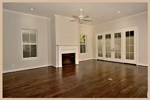 215 Willow St, Shenandoah, TX 77384 - Photo 6