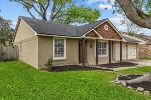 419 Forest Hills Dr, League City, TX 77573 - Photo 32