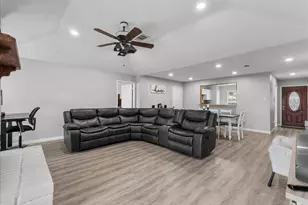 419 Forest Hills Dr, League City, TX 77573 - Photo 12