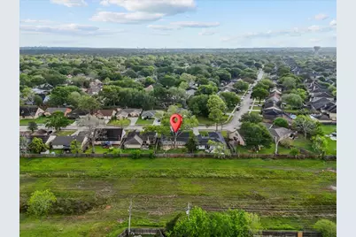 419 Forest Hills Drive, League City, TX 77573 - Photo 34