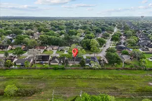 419 Forest Hills Dr, League City, TX 77573 - Photo 34