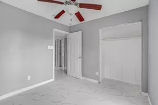 14618 Flair Dr, Houston, TX 77049 - Photo 12